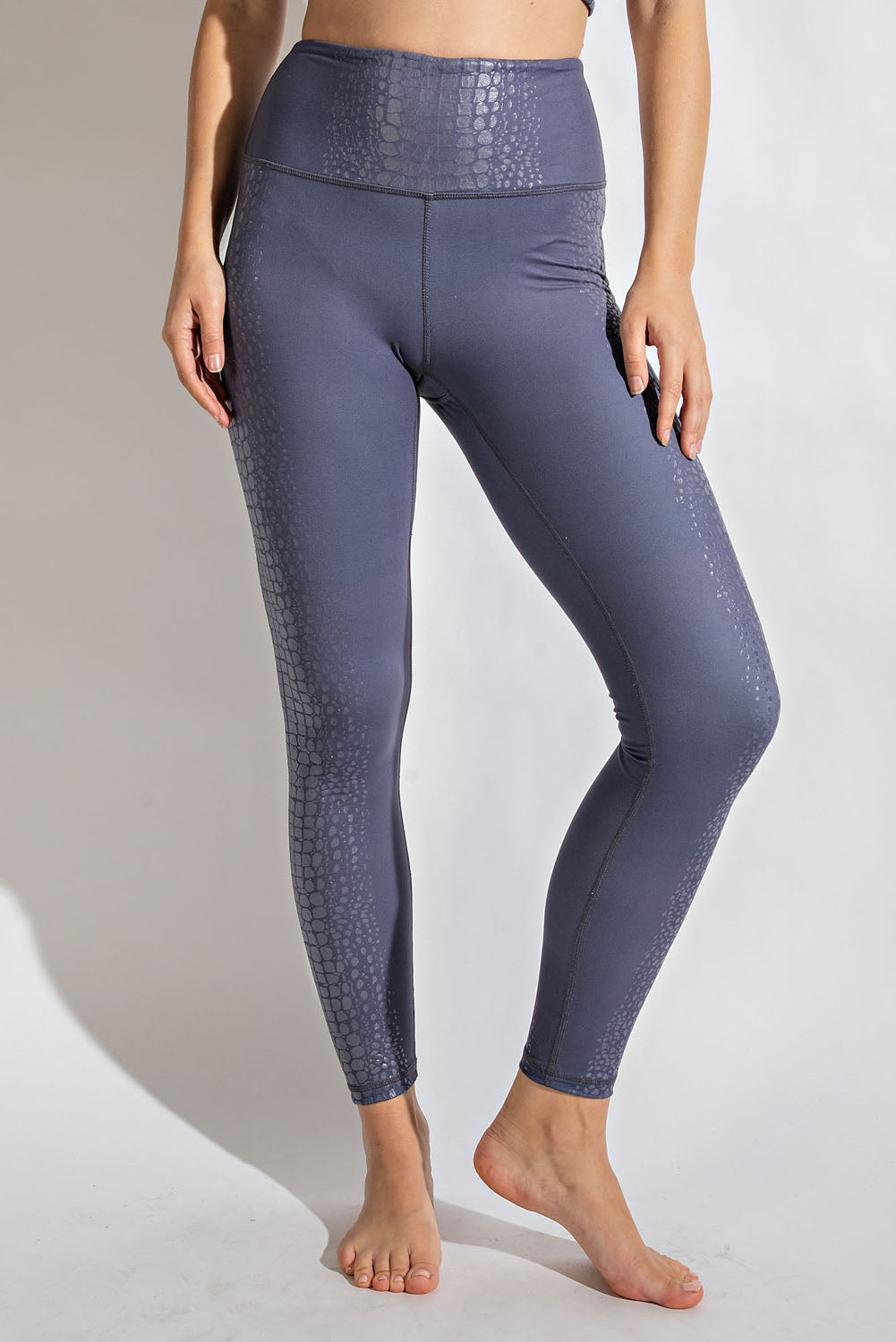 Crocodiles Chintz Butter Soft Leggings in Vintage Denim